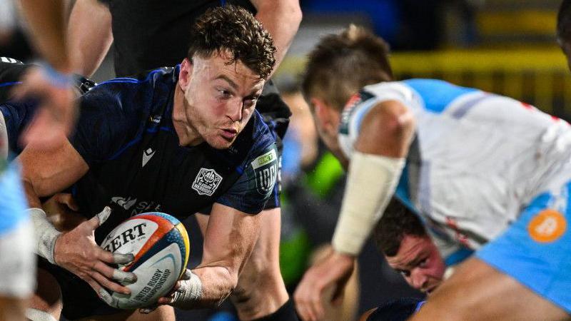 Jack Dempsey playing for Glasgow Warriors against Bulls
