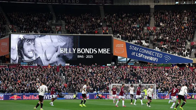 El West Ham planea homenajear a Bonds antes del partido contra el Aston Villa El West Ham planea homenajear a Bonds antes del partido contra el Aston Villa