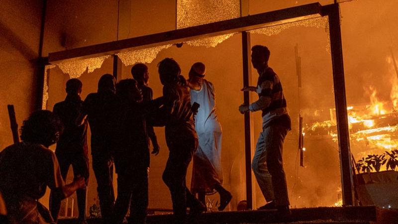 Bangladesh newspaper staff recall 'gasping for air' as offices set ablaze