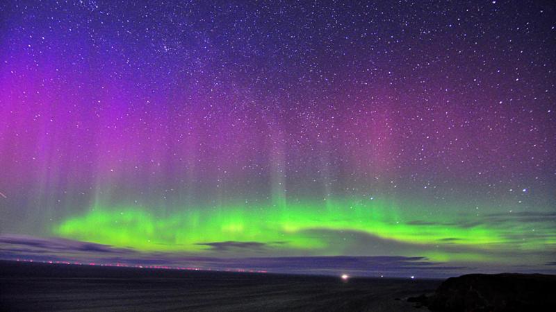 More sightings of the Northern Lights with stunning bright colours