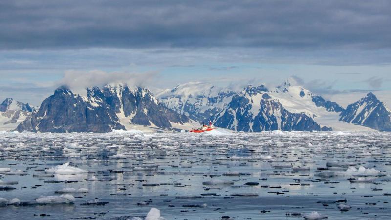 How long tubes of mud could reveal how Antarctica is changing