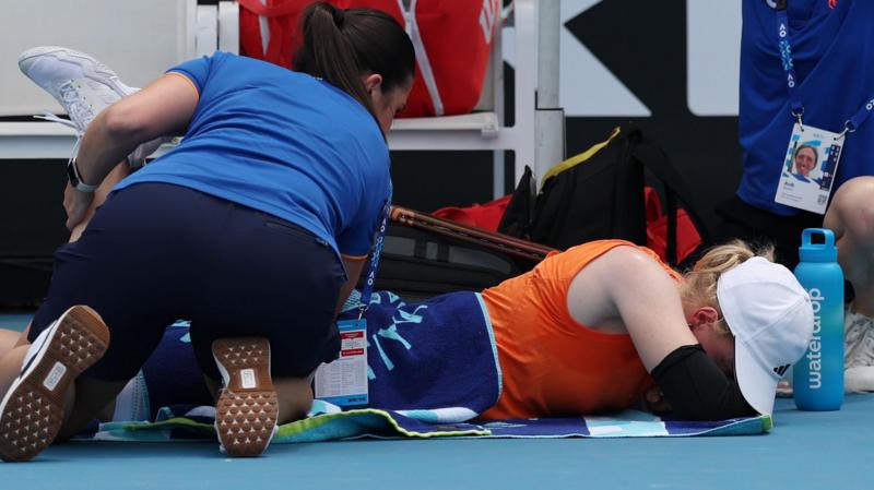 Sobbing Jones among Australian Open injuries
