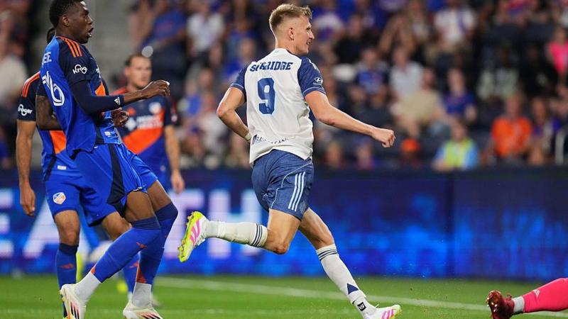 English Star Surpasses Messi in Thrilling Golden Boot Chase