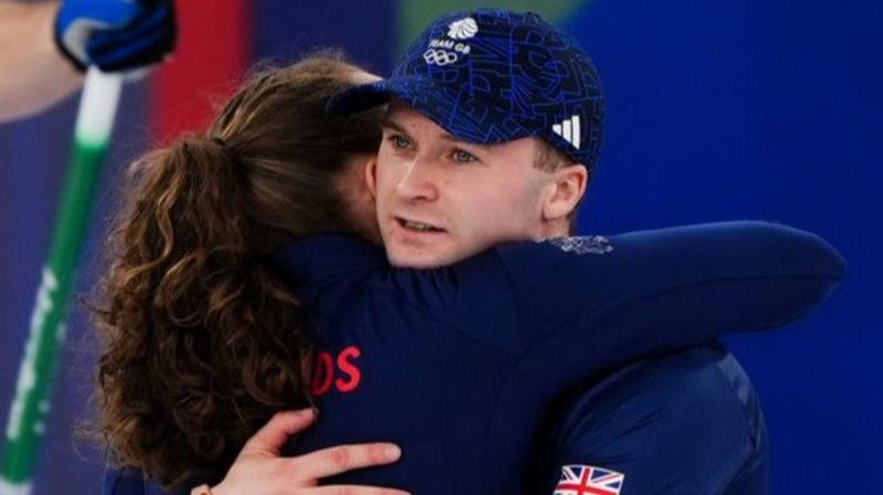 Mouat & Dodds denied curling bronze as GB wait goes on