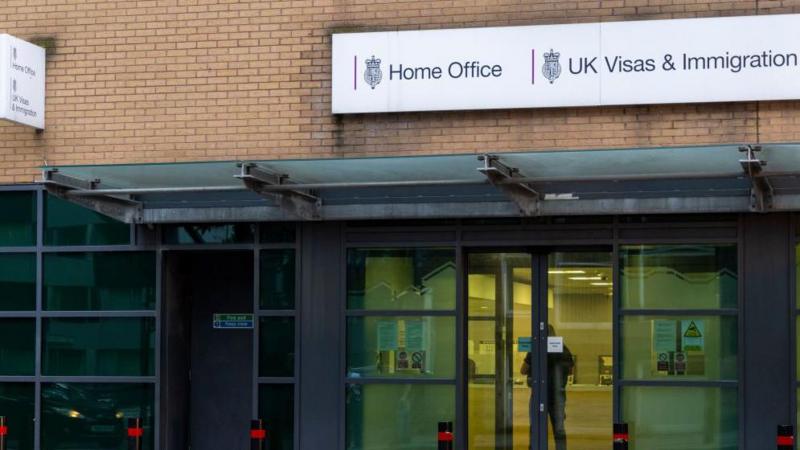 Record 111,000 UK asylum applications in past year, figures show