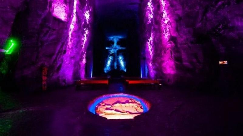 Inside the Colombian cathedral built 180m underground