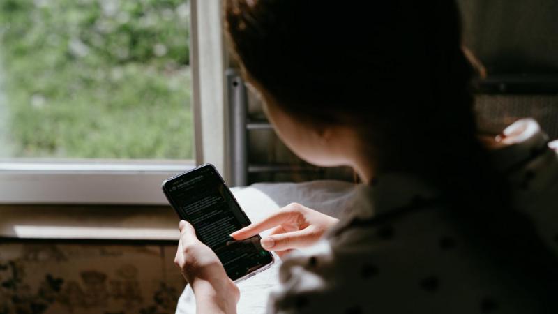 Australian girls being 'hunted' by online crime gangs to commit violent acts