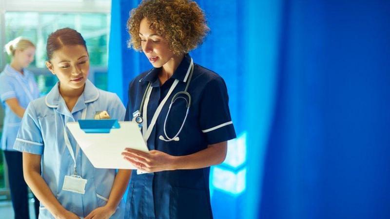 Nurses and other NHS staff to get 3.3% pay rise