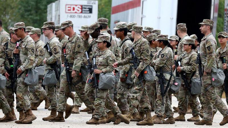 Hundreds of US National Guard troops arrive in Chicago