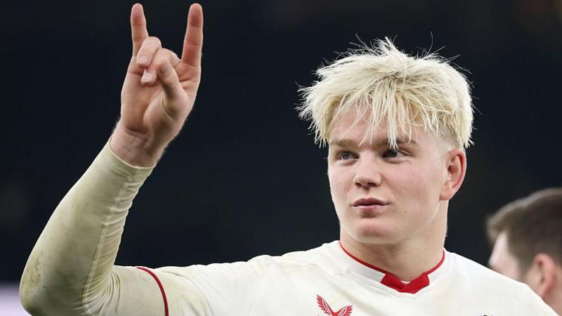 Pollock nominated for breakthrough star award