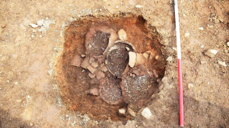 Archaeologists uncover 3,000-year-old mysterious mass burial site