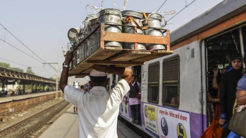 Mumbai's famed dabbawalas fed millions for over 100 years - now they are disappearing