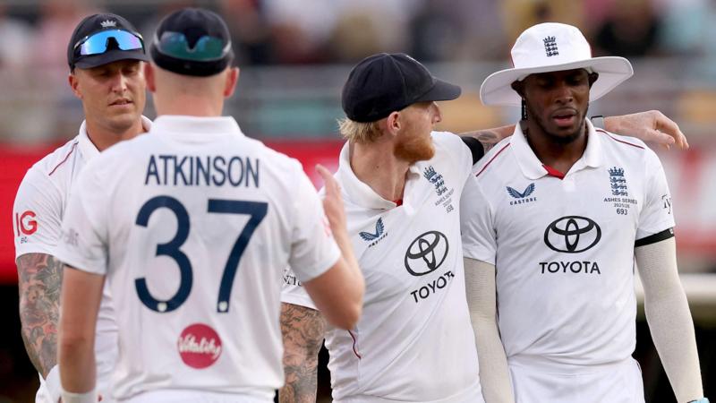 'Leaderless bowling is England's other Ashes issue'