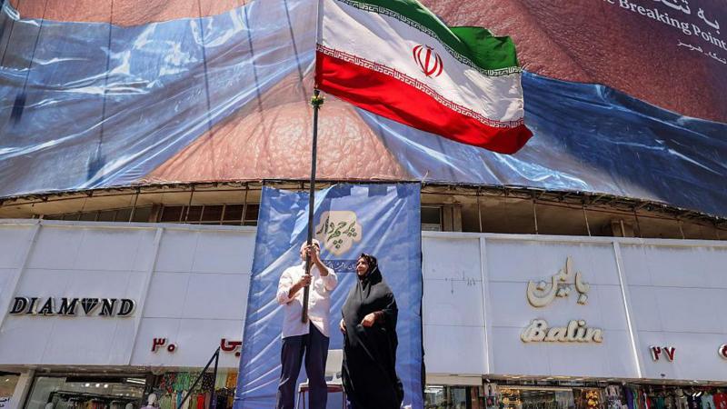 US and Iran reach tentative deal to extend ceasefire
