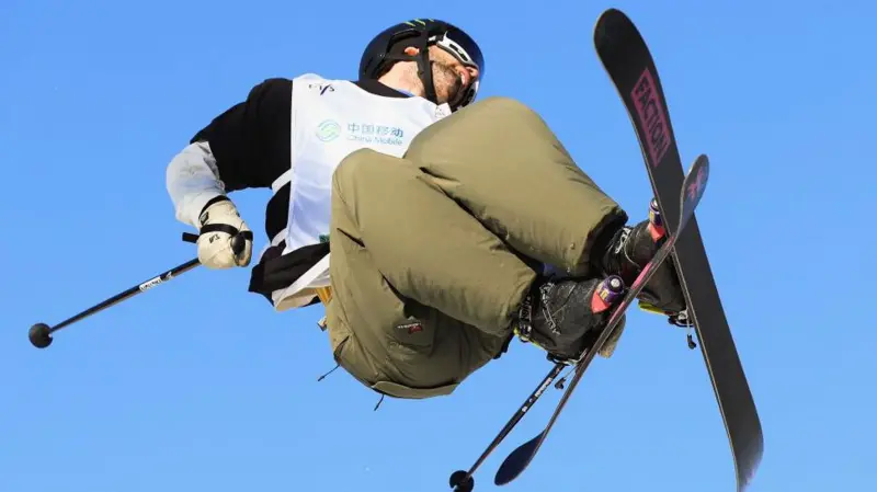 American Alex Hall in action