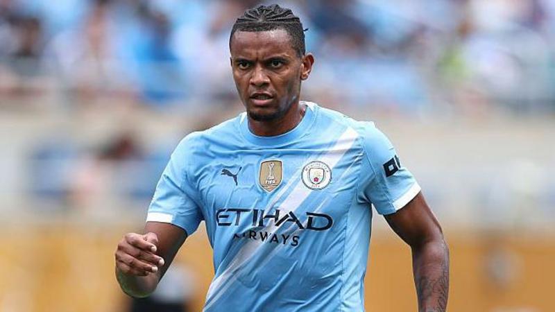 Crystal Palace Eyes Man City Star Akanji in Stunning Transfer Move!