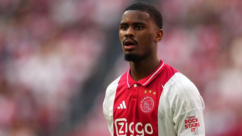 Chelsea Lands Ajax Star Hato in Stunning £37M Deal!