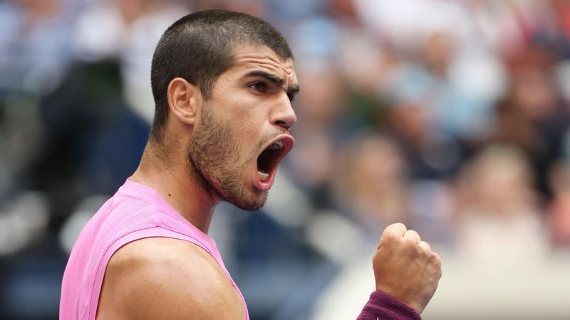 Alcaraz powers past Djokovic to reach US Open final