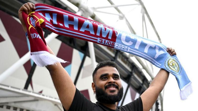 West Ham Outlaws Half-and-Half Scarves for Spurs Clash!