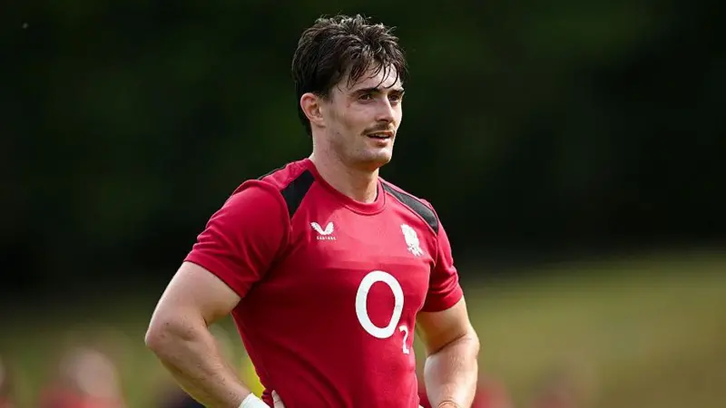 Quirke es convocado por Inglaterra para el partido contra Argentina.