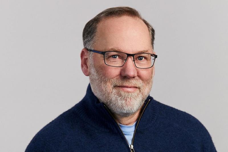 Scientist's off-grid hike interrupted by news of Nobel Prize win