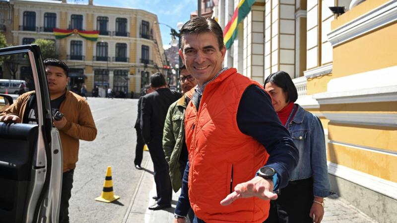 Bolivia set to elect first non-left wing president in two decades