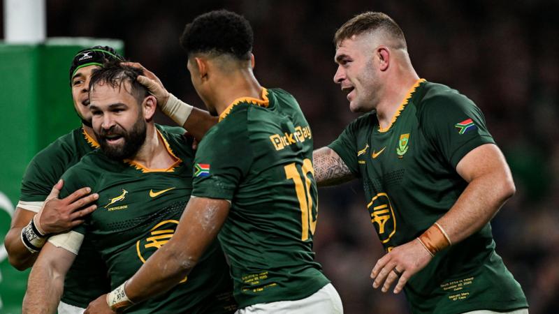Ireland shown five cards as Boks win chaotic Test
