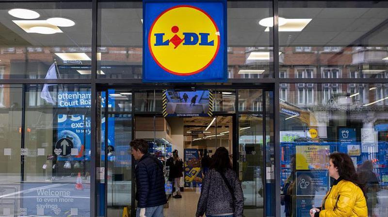 Lidl's new loyalty scheme less generous, shoppers say