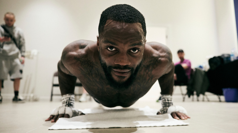 Father of twins at 14 and prison at 18 - reformed Davis set for title shot