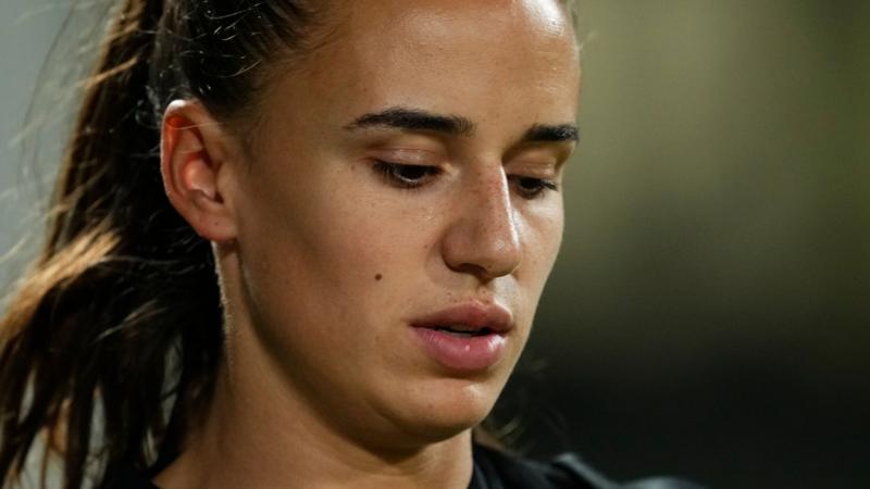 'I deeply hurt people by moving to Saudi Arabia'