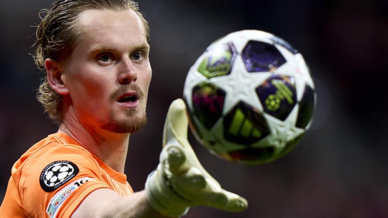 Spurs keeper Kinsky thankful for support after 'nightmare'