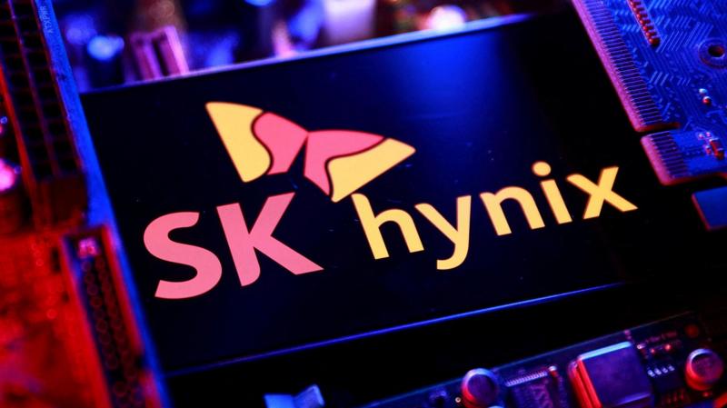 Chipmakers SK Hynix and Micron join $1tn club on surging AI demand