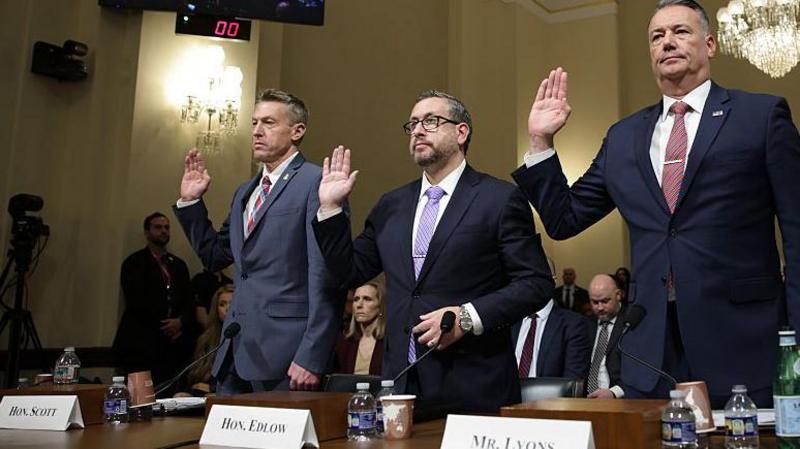 Immigration bosses defend agents after the killing of two US citizens