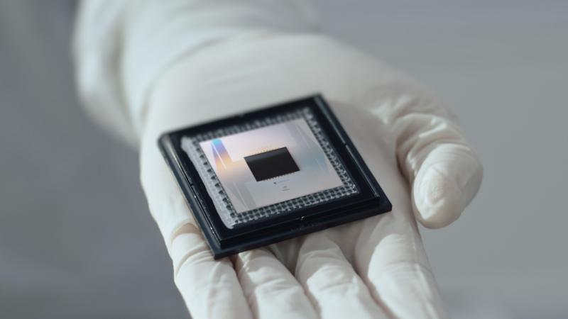 King's College team wins access to cutting-edge Google quantum chip