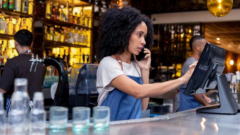 Job vacancies fall to lowest level in five years