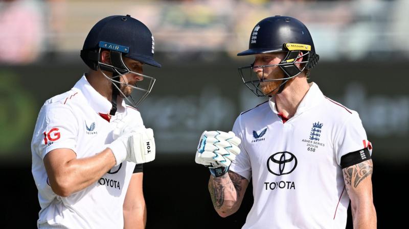 England show welcome fight to thwart Australia