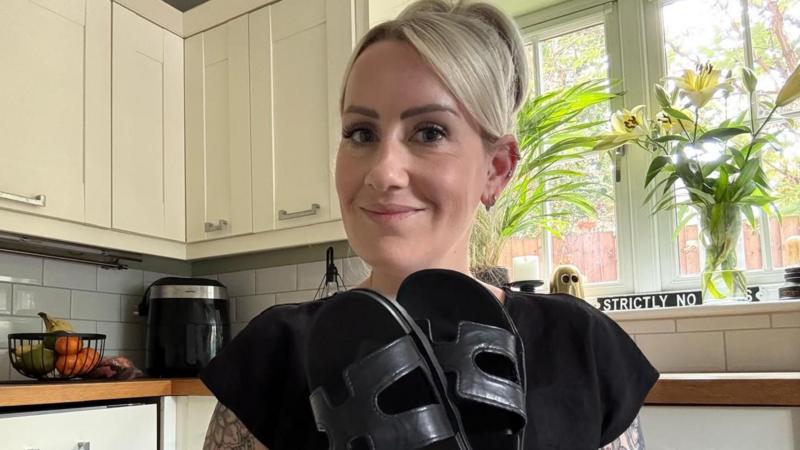 'Banned over a pair of £2 sandals': Why some sellers are complaining about Vinted