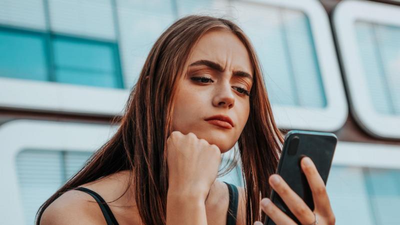The people turning to AI for dating and relationship advice