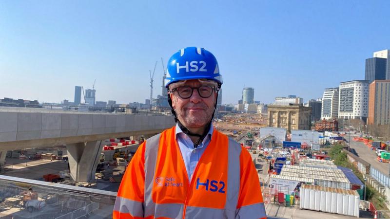 HS2 goal to be running by 2033 'cannot be met'