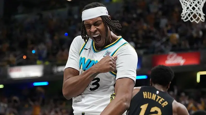 NBA Play-offs: Indiana Pacers win to edge closer to Conference final