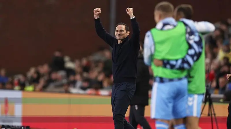 Ephron Mason-Clark marcó un gol en los últimos minutos para darle al Coventry una importante victoria en Stoke