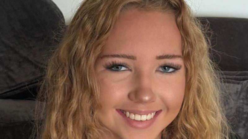 Tributes paid to 16-year-old girl who died at London underground station