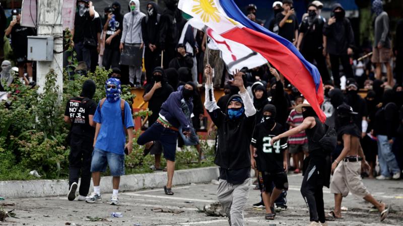 Watch: Philippines anti-corruption protests turn violent