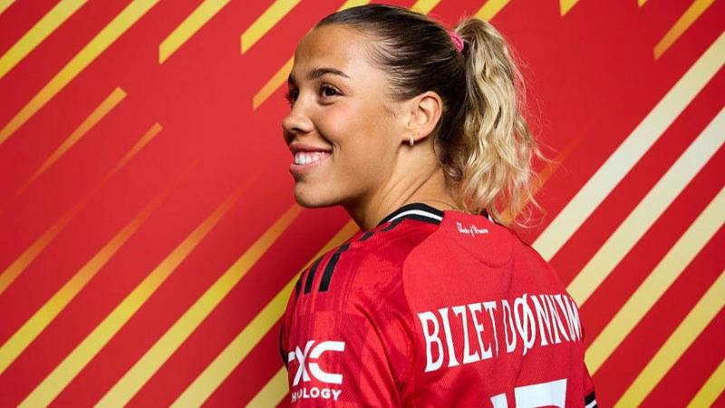 Playing football and being a mum - Man Utd's Bizet's 'two dreams'