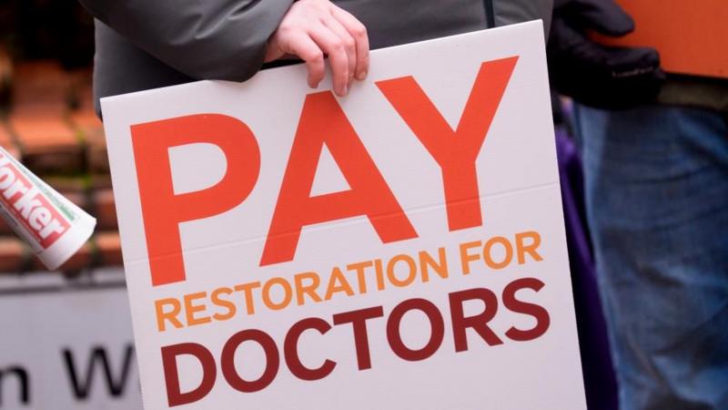 Doctors return to work in England after five-day strike
