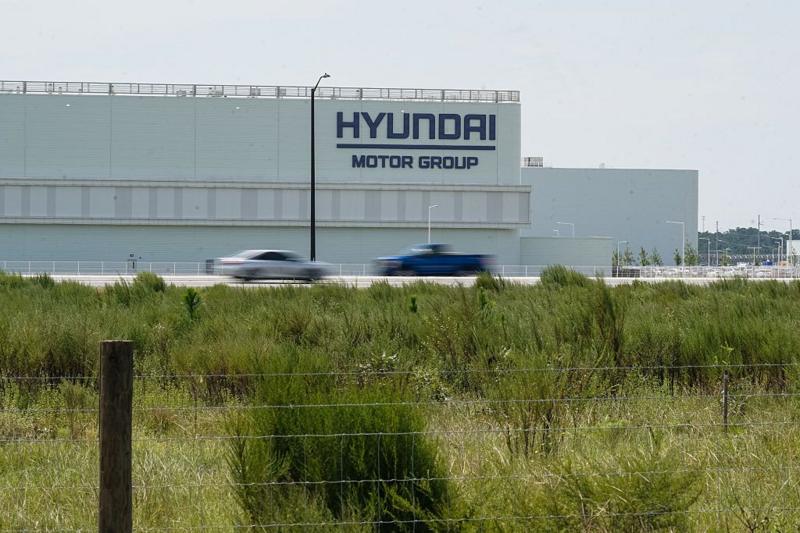 Hyundai says opening of raided plant to be delayed