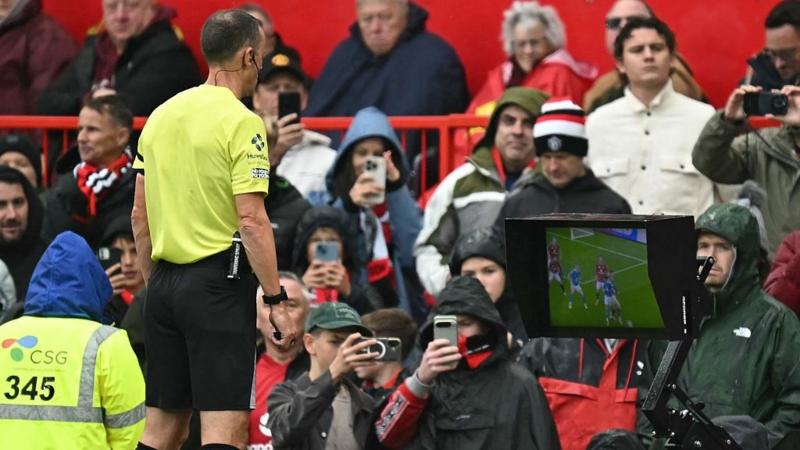 Sunderland's Overturned Penalty Against Man Utd: What Happened?