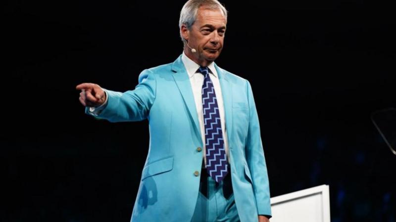 Farage puts spotlight on Labour woes at Reform UK conference