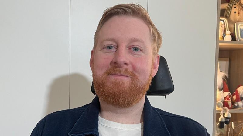 Award-winning actor 'regains feeling in feet' with new MND drug