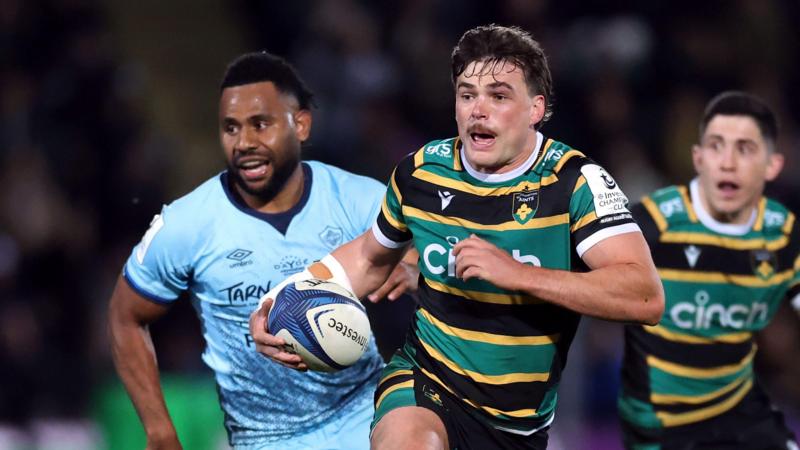 Saints pass stern Castres test to reach last eight